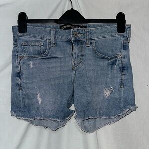 light wash Express cutoff denim shorts size 2